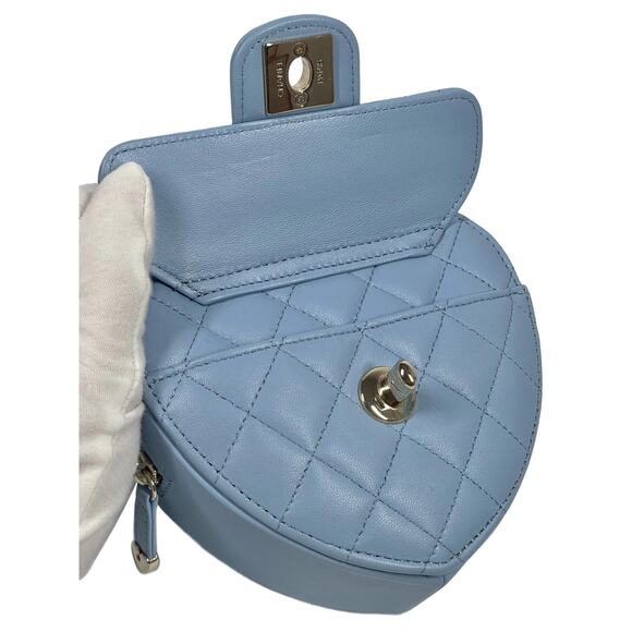 Chanel 22S Baby Blue Quilted Lambskin Small Heart Bag Clutch with on Chain - Picture 9 of 12